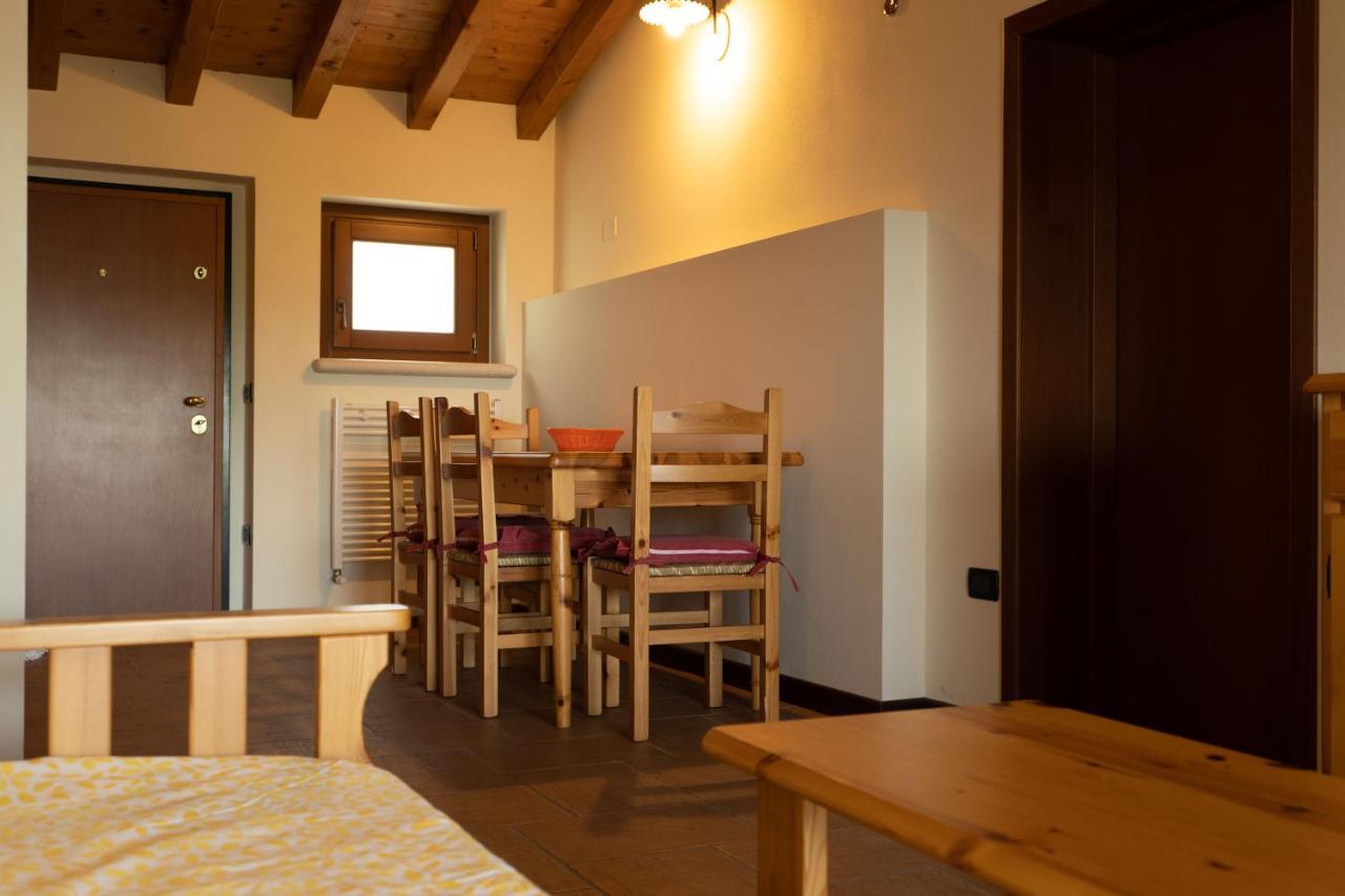 La Fiocchina - Magic Place - Apartments & Studios In Garda Lake - Countryside Farmhouse, Inside The Middle Of The Lake Salo Luaran gambar