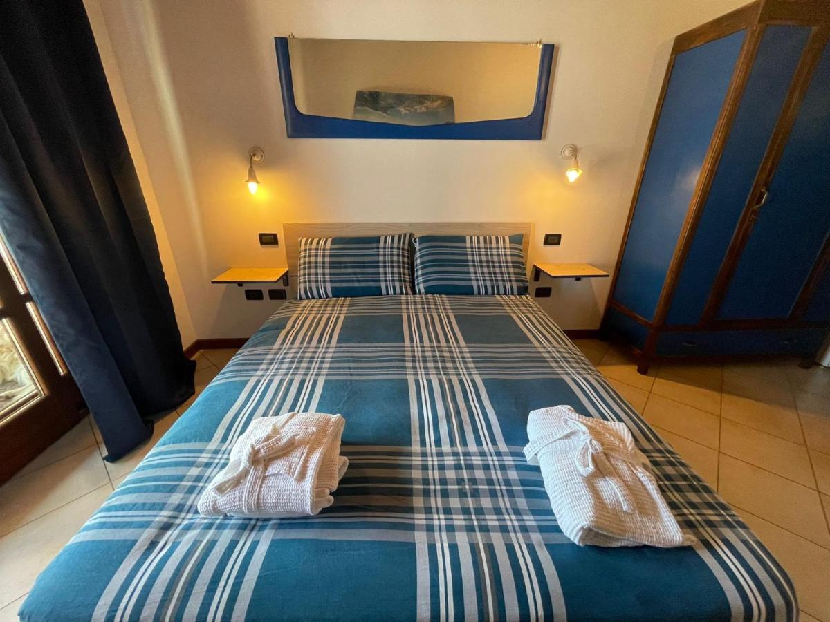 La Fiocchina - Magic Place - Apartments & Studios In Garda Lake - Countryside Farmhouse, Inside The Middle Of The Lake Salo Luaran gambar