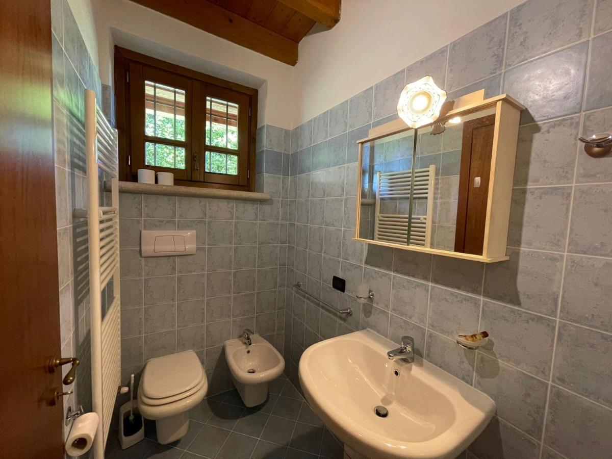 La Fiocchina - Magic Place - Apartments & Studios In Garda Lake - Countryside Farmhouse, Inside The Middle Of The Lake Salo Luaran gambar