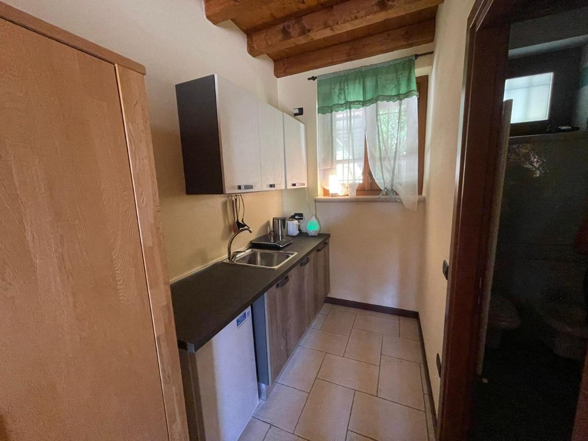 La Fiocchina - Magic Place - Apartments & Studios In Garda Lake - Countryside Farmhouse, Inside The Middle Of The Lake Salo Luaran gambar