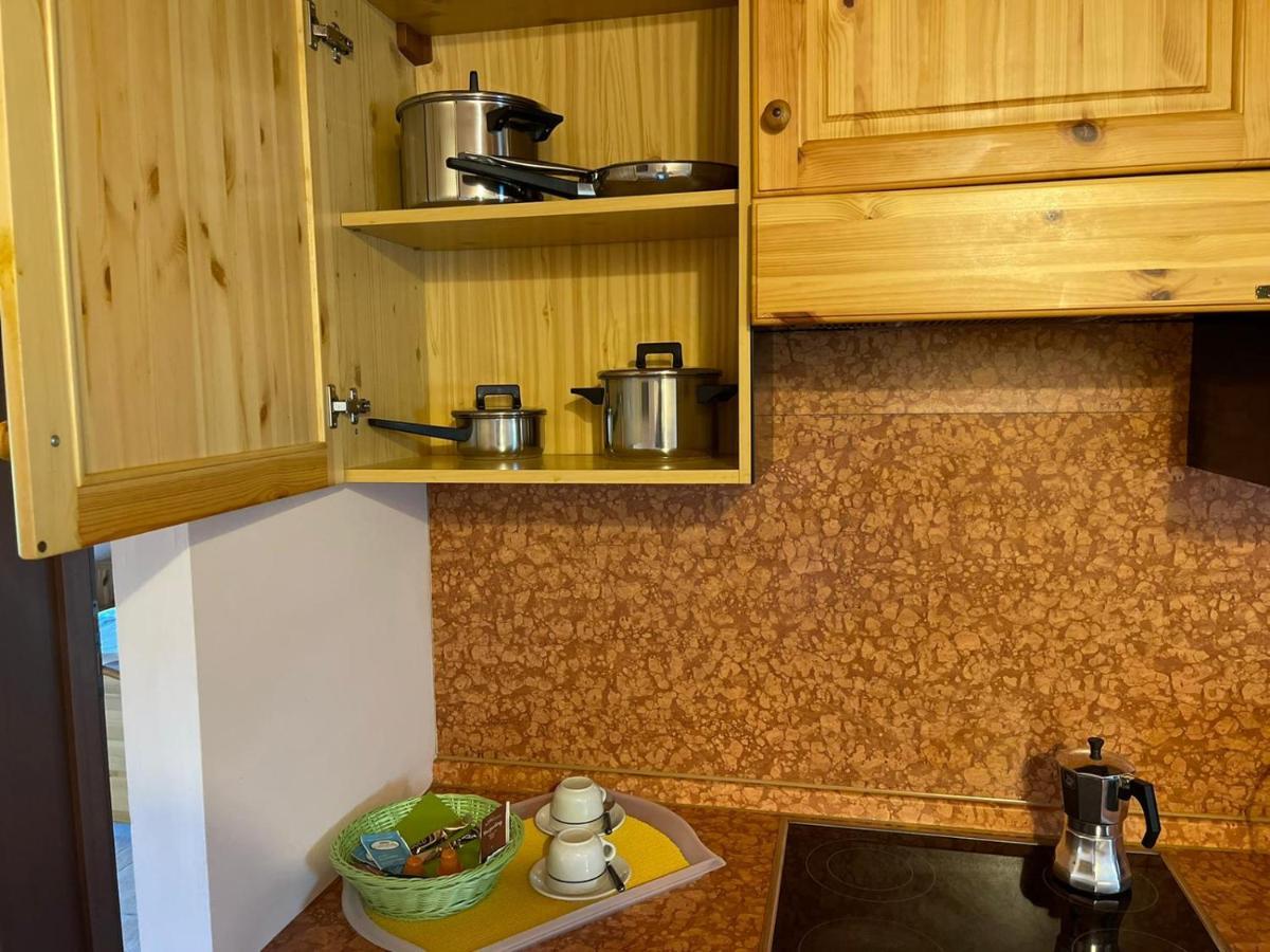 La Fiocchina - Magic Place - Apartments & Studios In Garda Lake - Countryside Farmhouse, Inside The Middle Of The Lake Salo Luaran gambar