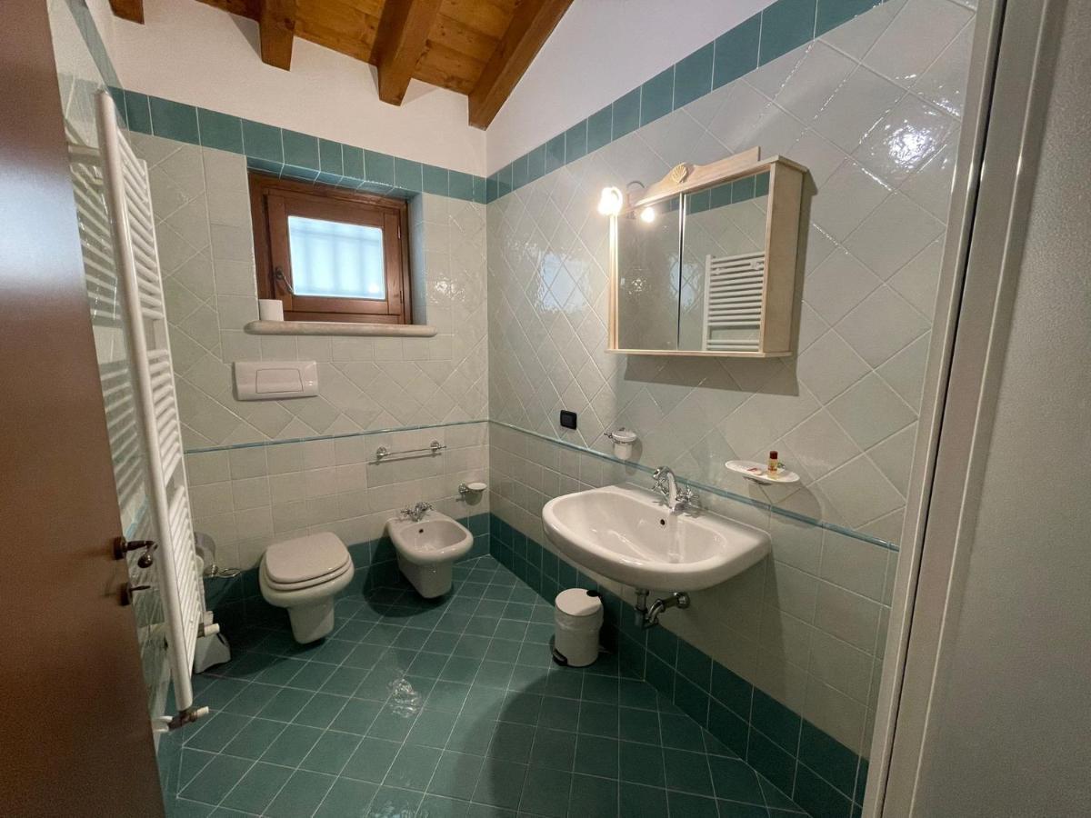 La Fiocchina - Magic Place - Apartments & Studios In Garda Lake - Countryside Farmhouse, Inside The Middle Of The Lake Salo Luaran gambar