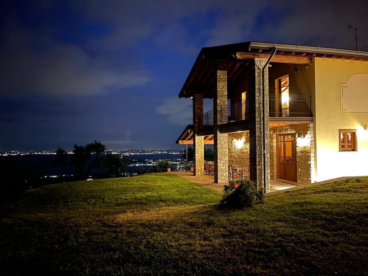 La Fiocchina - Magic Place - Apartments & Studios In Garda Lake - Countryside Farmhouse, Inside The Middle Of The Lake Salo Luaran gambar