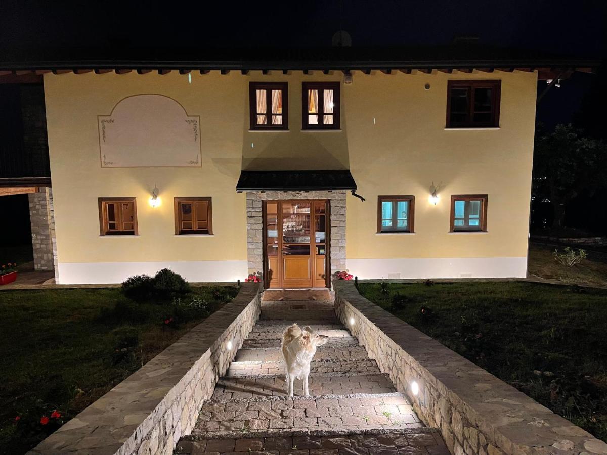 La Fiocchina - Magic Place - Apartments & Studios In Garda Lake - Countryside Farmhouse, Inside The Middle Of The Lake Salo Luaran gambar